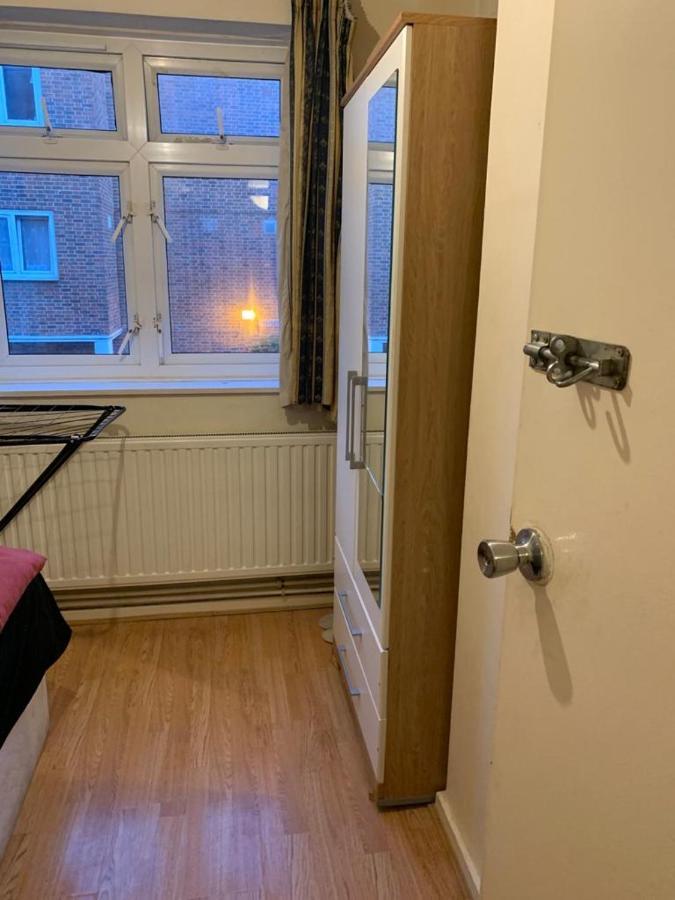 Arbnb Comfy Sleep Guest House Self Catering Private Bedrooms 60 Pound Per Night Per Person London Exterior photo