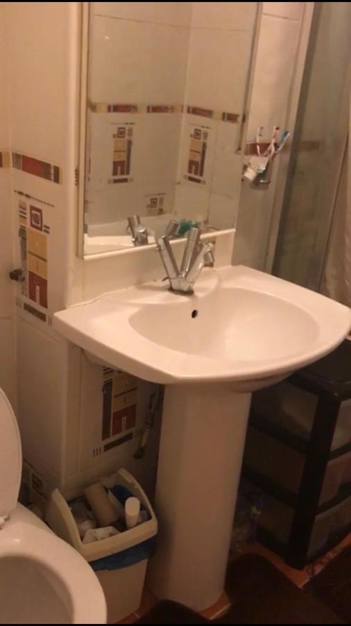 Arbnb Comfy Sleep Guest House Self Catering Private Bedrooms 60 Pound Per Night Per Person London Exterior photo