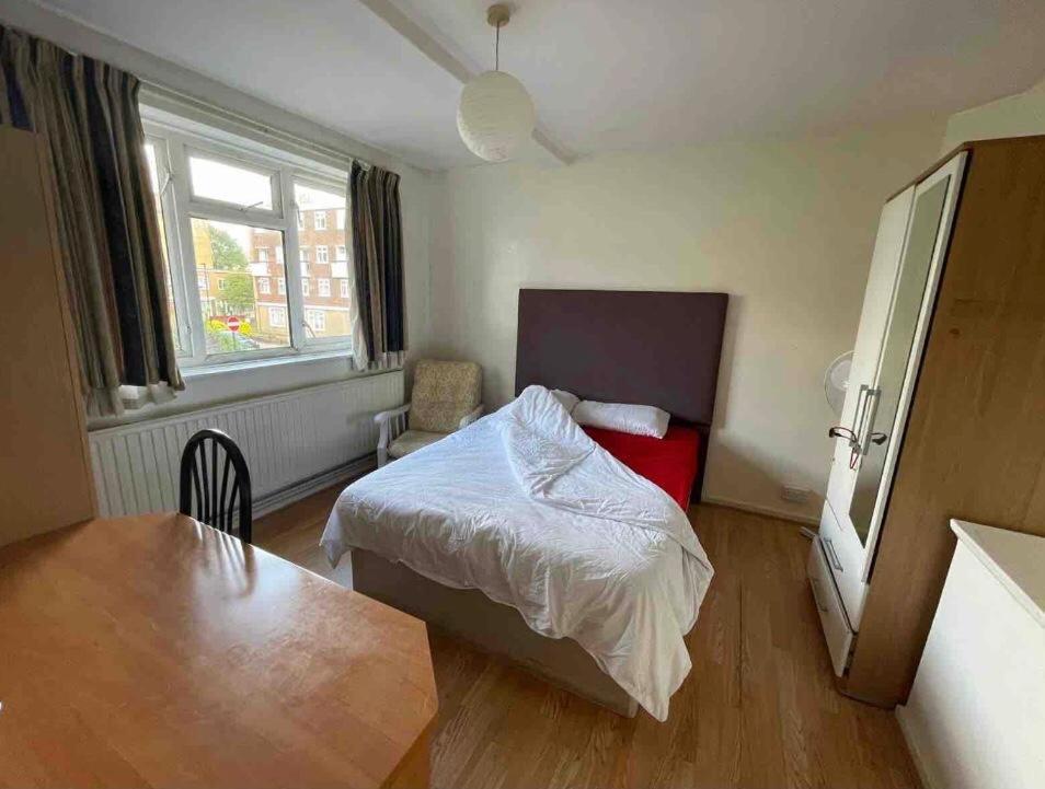 Arbnb Comfy Sleep Guest House Self Catering Private Bedrooms 60 Pound Per Night Per Person London Exterior photo